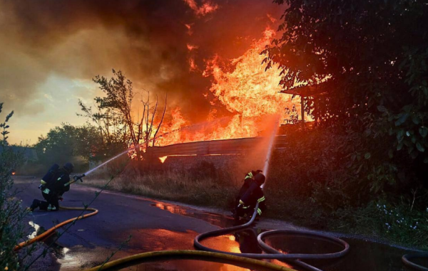 富明证券 泽连斯基称俄对乌城市发动新一轮大规模攻击