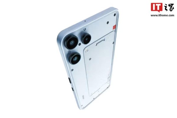 升富策略 Nothing Phone (3a) Lite预装广告引争议，官方承诺月底改进